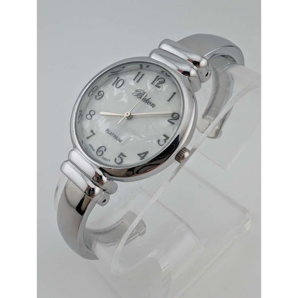 Blekon Collections Watch Women Mother of Pearl Dial 31mm Case- New Battery‎ - Picture 2 of 7